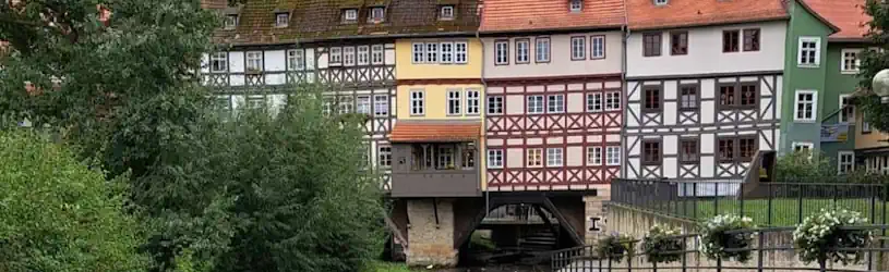 Historische Fassaden als Synonym für die Arbeit, die ein Privatdetektiv in Erfurt macht