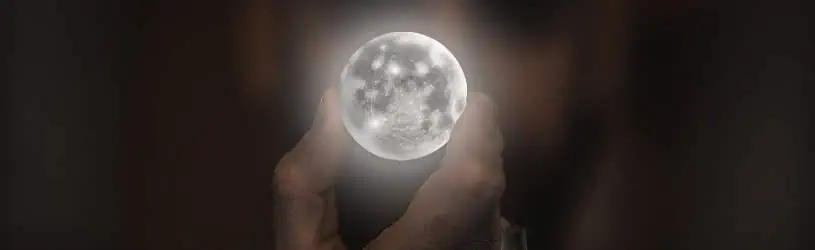 Detektive helfen Fake Bilder im Internet zu erkennen