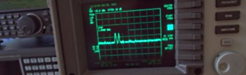 Messungen um Sender, Peilsender und Wanzen im Auto aufzuspüren. 