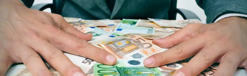 Detektive decken Mitarbeiterdiebstahl auf.