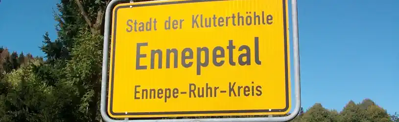 Privatdetektiv in Ennepetal im Einsatz, hier symbolisiert durch das Ortseingangsschild von Ennepetal - Ennepe-Ruhr-Kreis