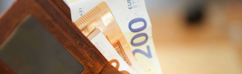 Überweisen Sie niemals Geld an Fremde, denn es könnte ein Fall von Love Scamming sein