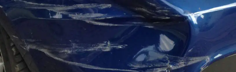 Detektive klären Versicherungsbetrug auf. Delle im PKW - War es ein Unfall? Detektei ermittelt bei Versicherungsbetrug.